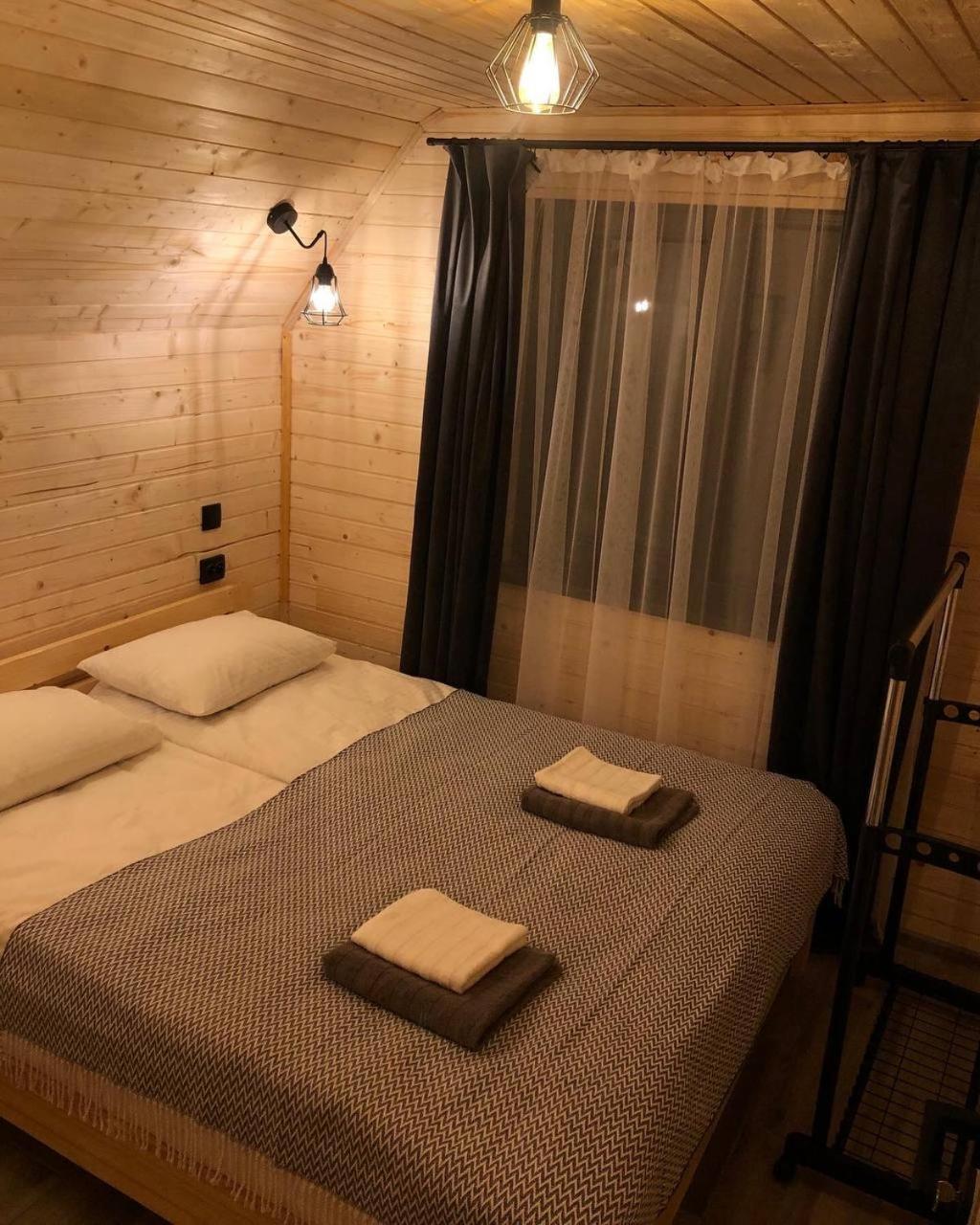 Zustrizh U Leva Hotel Pilipets Eksteriør billede