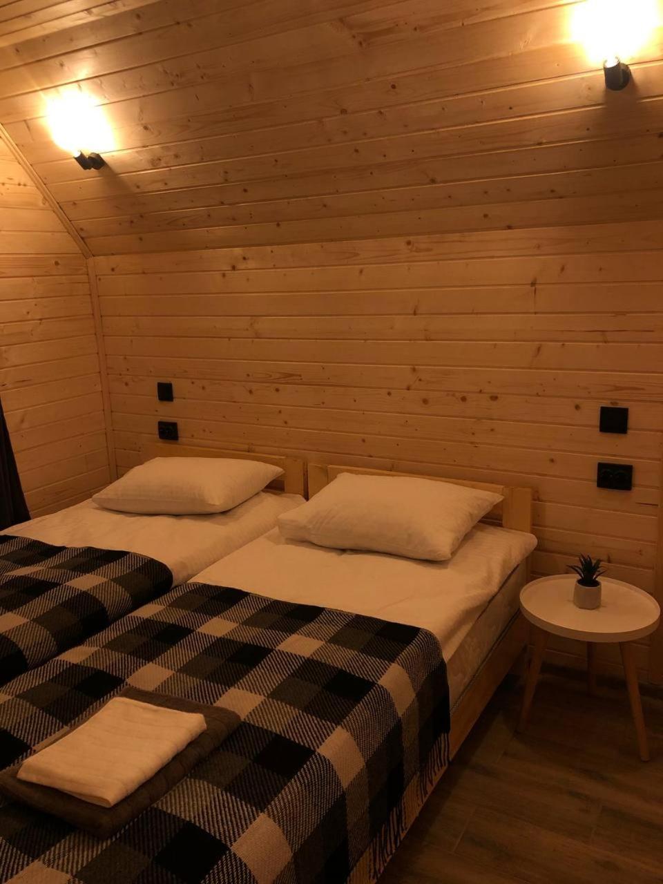 Zustrizh U Leva Hotel Pilipets Eksteriør billede