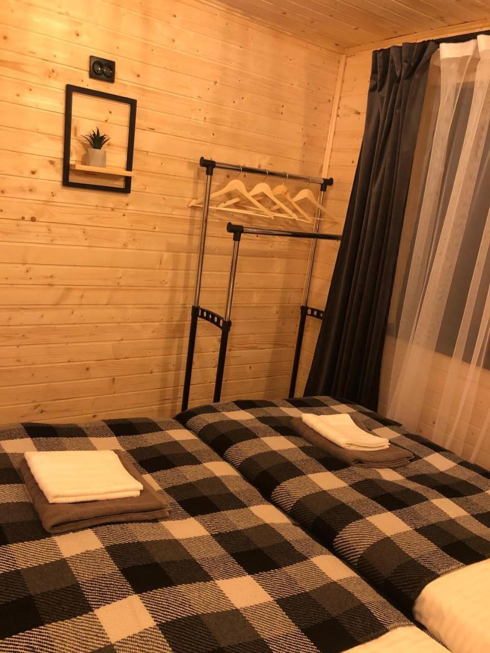 Zustrizh U Leva Hotel Pilipets Eksteriør billede